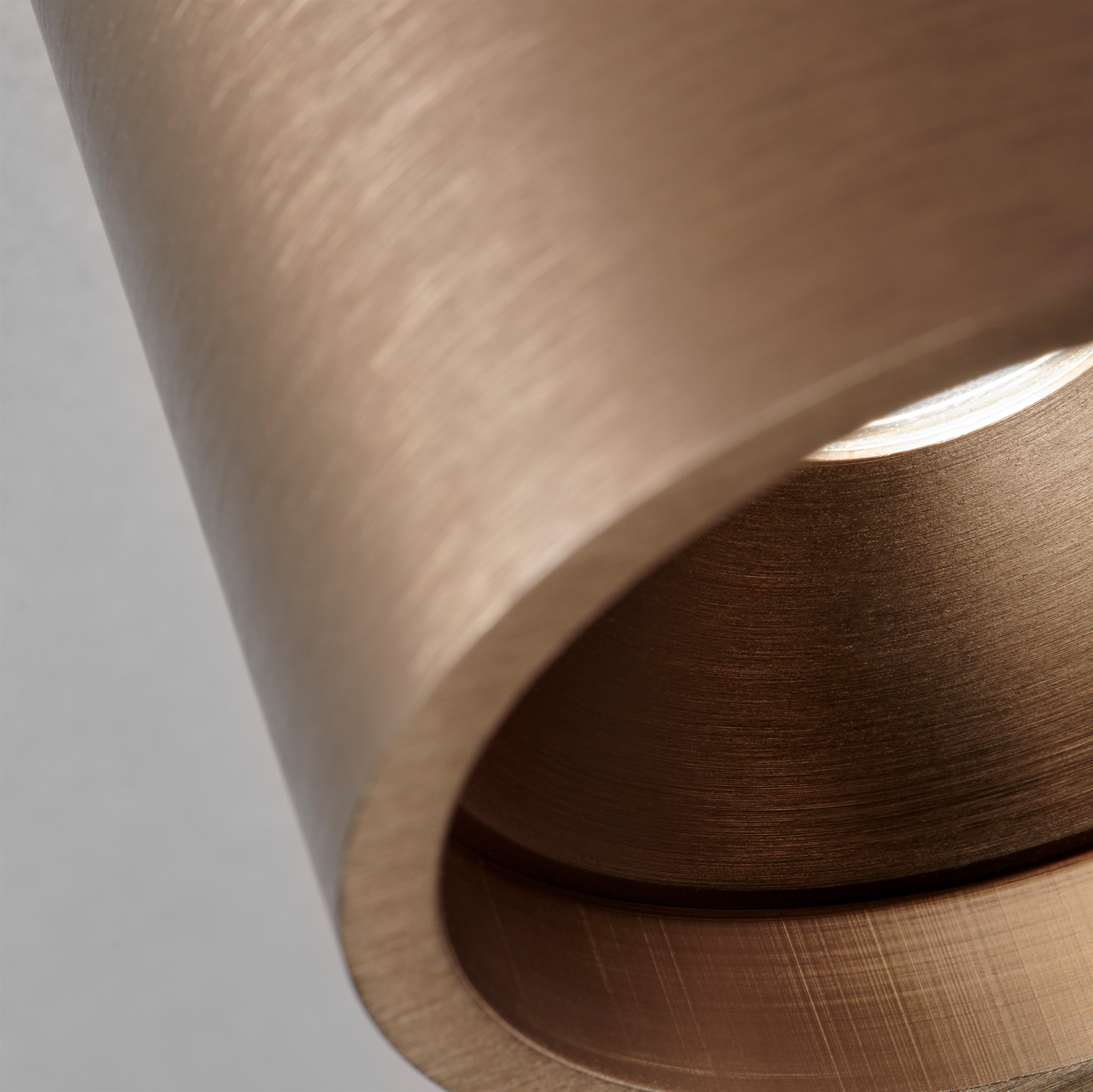 SOLO-2-ROUND_Rose-Gold_Detail-2_270192_web-p